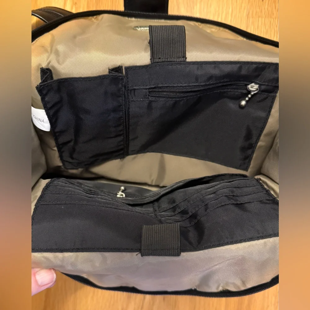 Baggallini MM Metro Backpack Black Bag